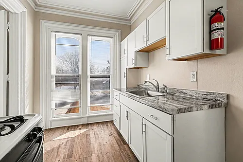 2066 River St #5 Photo 1