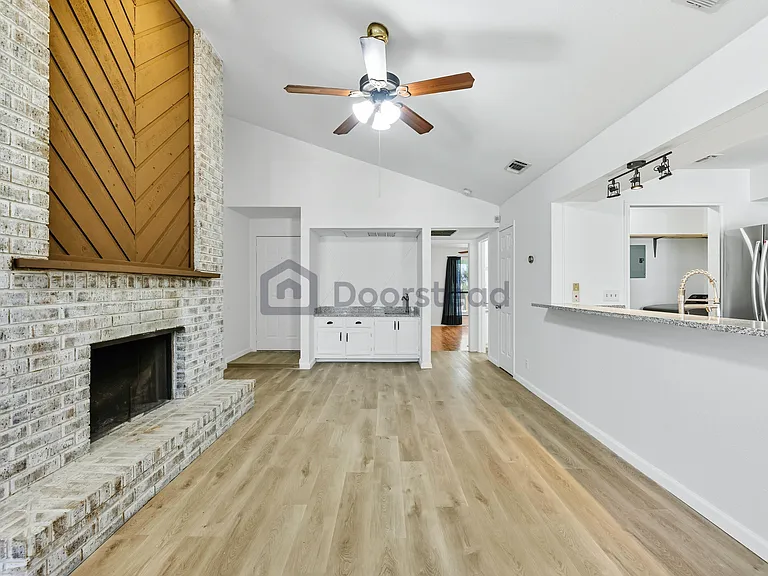 2542 Babcock Rd #204-F — Photo 8