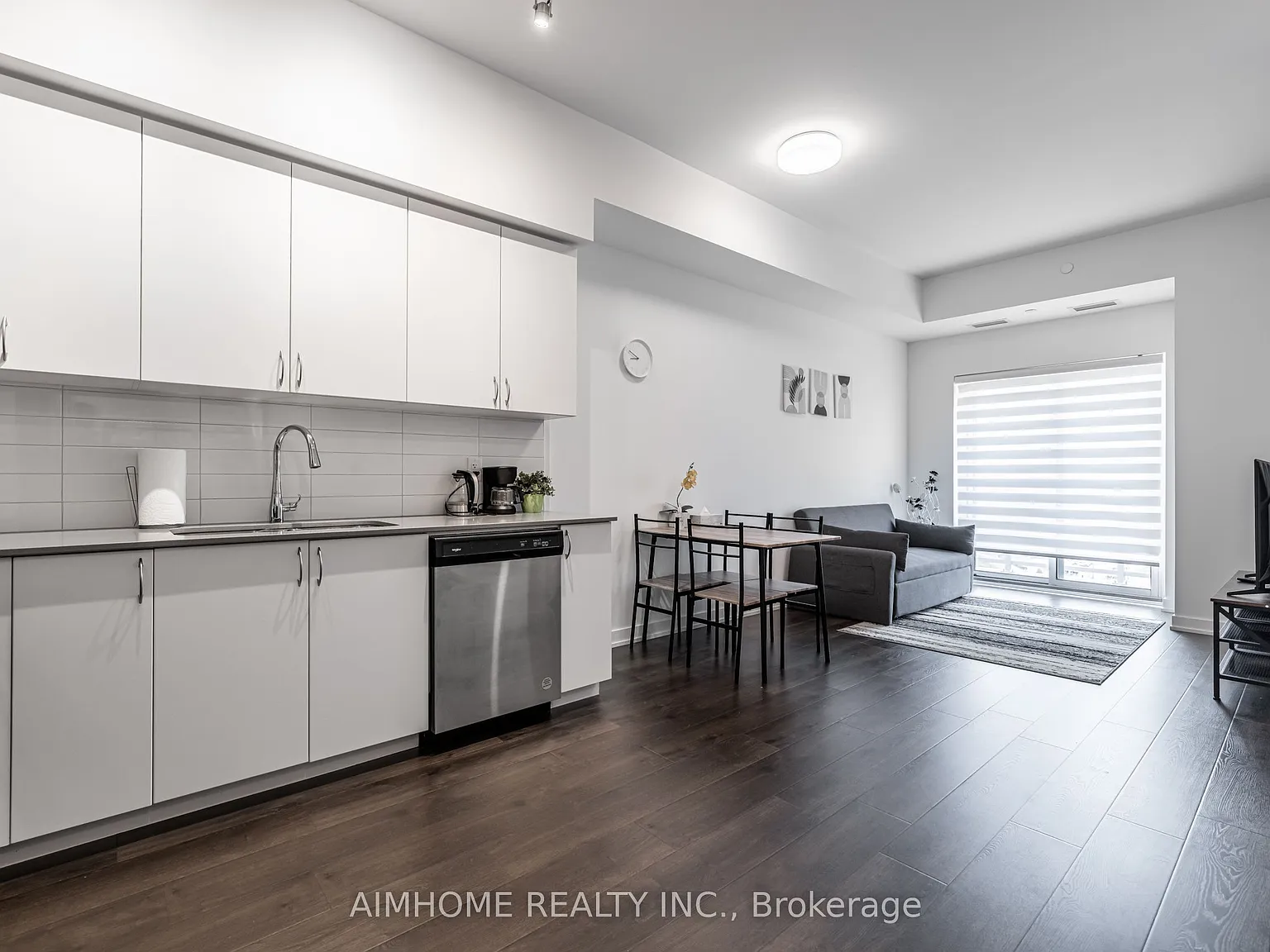 1 bed, $2,000 — Photo 3