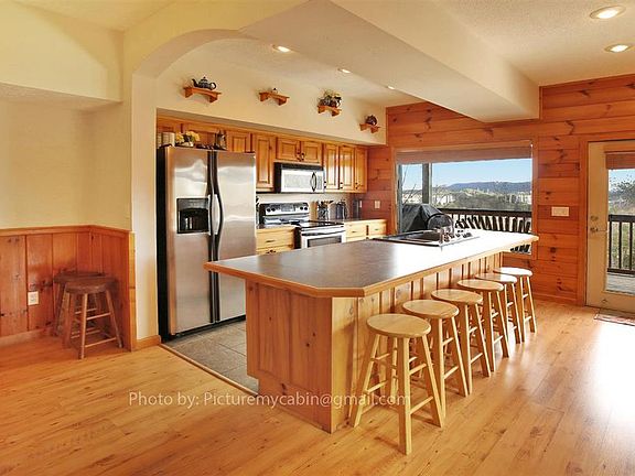 4th image of 3507 Brook Stone Way