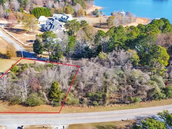 5240 Indian Cir, Gainesville, GA 30506