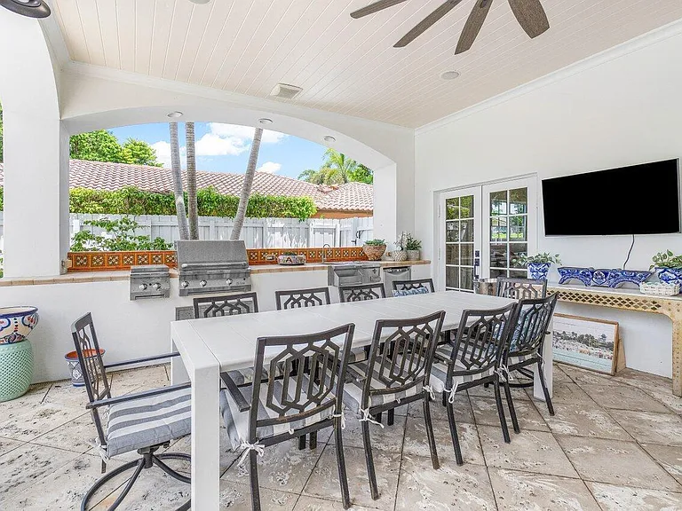 783 Toledo Dr — Photo 36