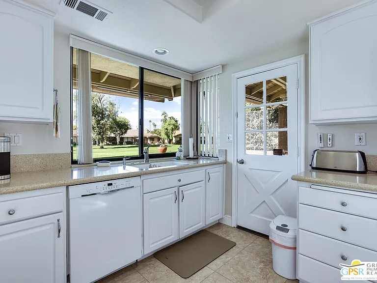223 Serena Dr — Photo 9