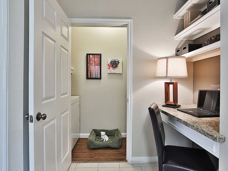 Enclave At Woodbridge — Photo 36