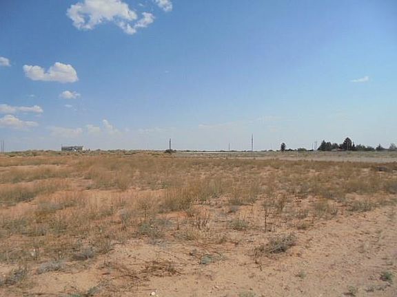 5th image of 15432 Quillayute Dr