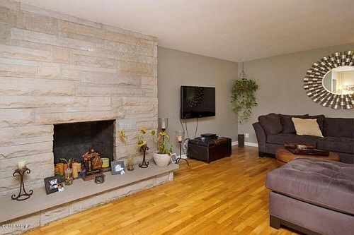 4th image of 712 Westbury Ln