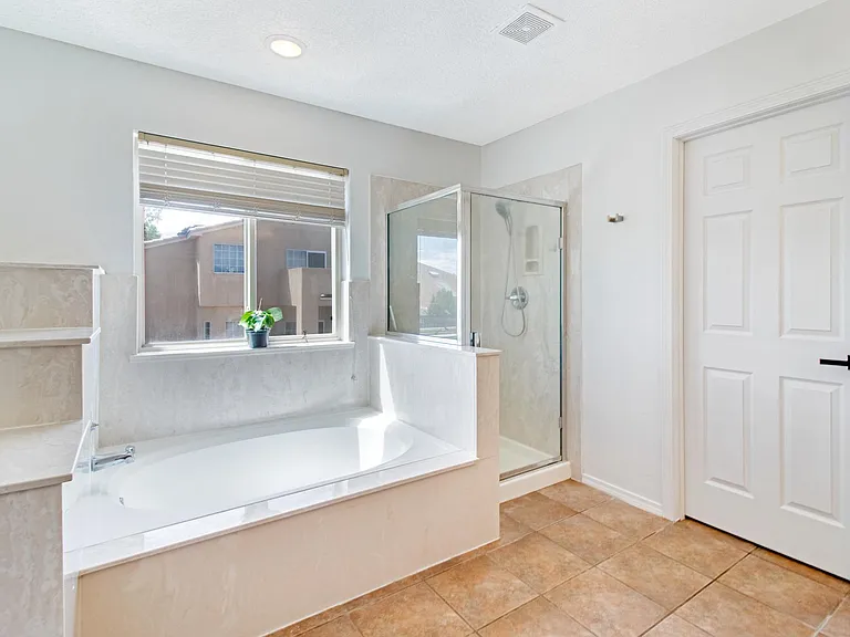 9223 Drolet Dr NW — Photo 20