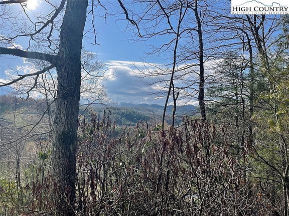 3rd image of 9 Old River Road
