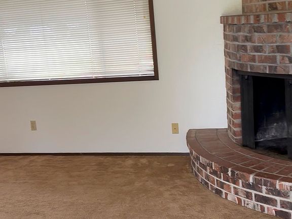 4th image of 12630 42nd Ave NE #2