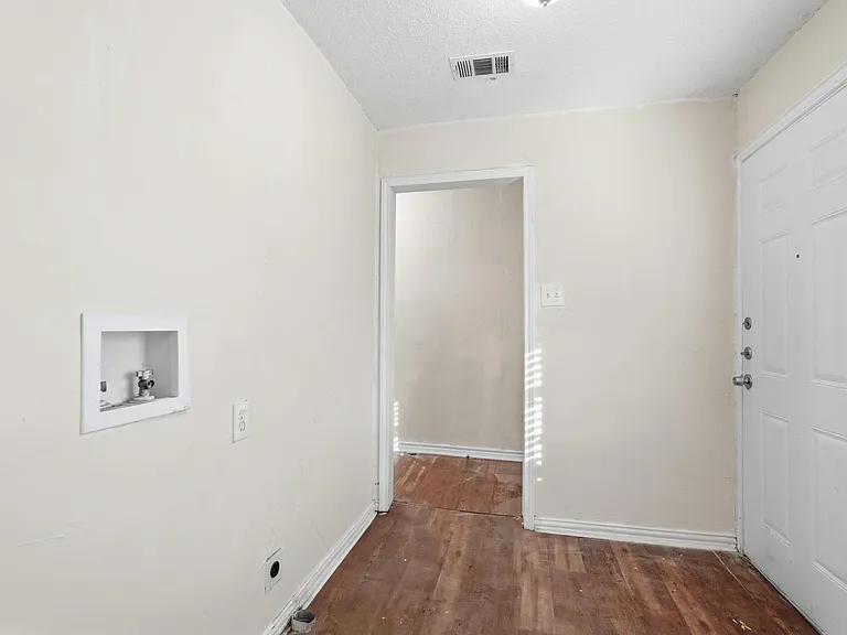 900 W Morgan St — Photo 22