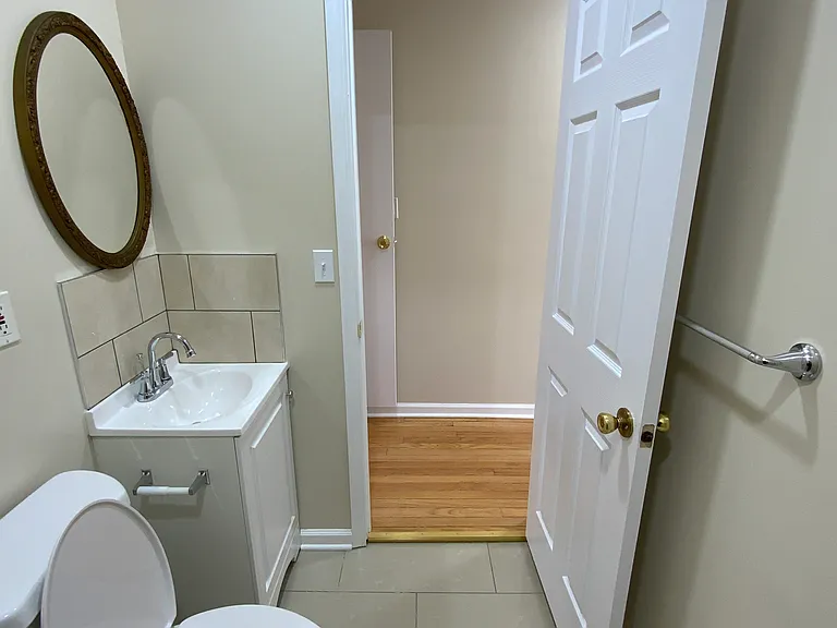 8422 Madison Pl — Photo 44