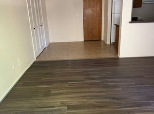 LAUREL TOWNHOMES, Lompoc, CA 93436