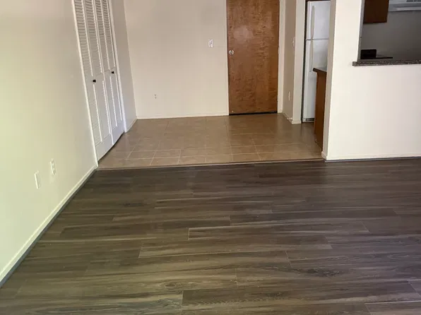 LAUREL TOWNHOMES