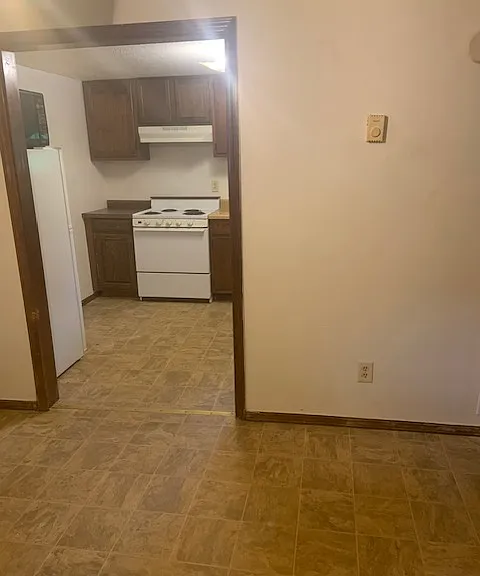 2144 N US Highway 231 — Photo 4
