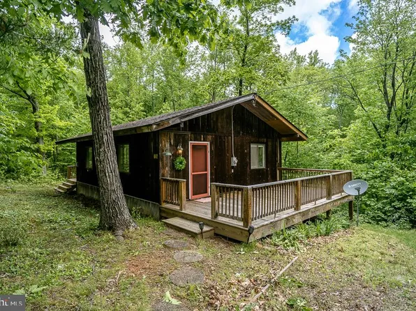 67 Short Dr, Stanardsville, VA 22973