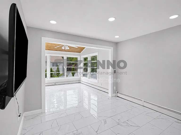 40 Olney Ave — Photo 9
