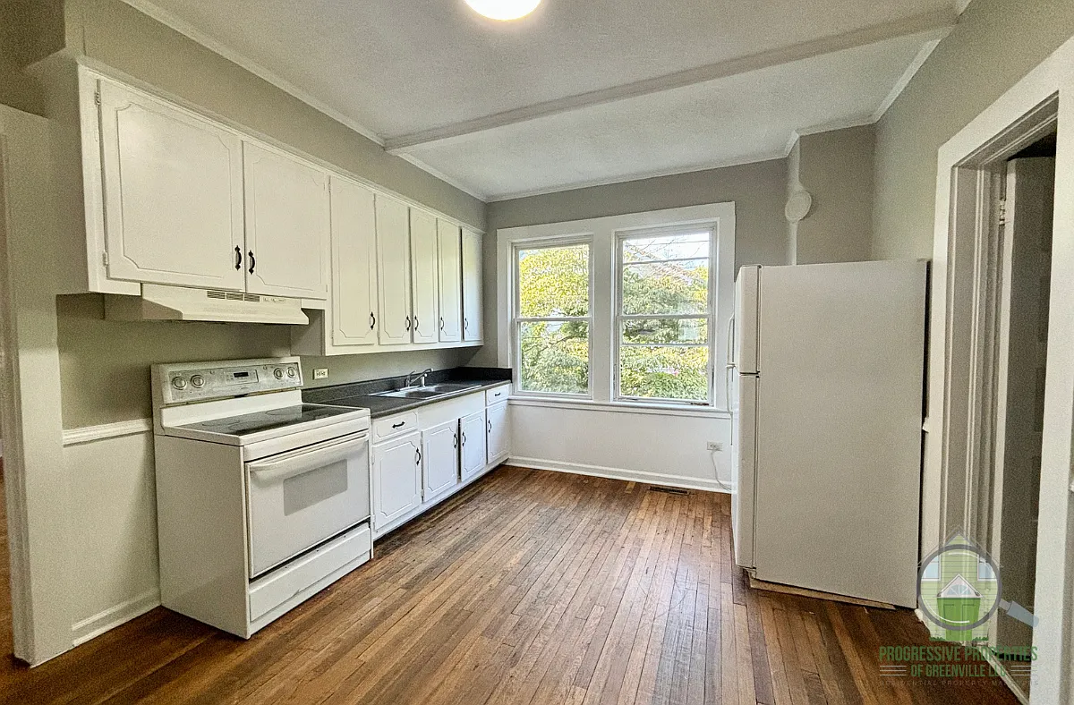 17 Circle St - 1 — Photo 4