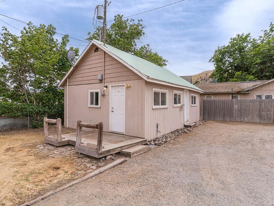 1st image of 3849 McKee Ln