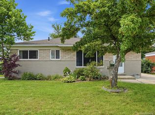 27469 Cosgrove Dr, Warren, MI 48092