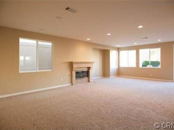 5th image of 16303 Fairbanks Ct