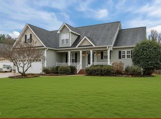 29 Dexterfield Dr, Fuquay Varina, NC 27526