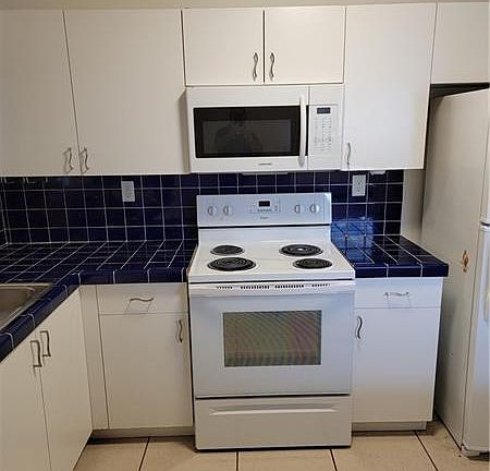 5th image of 4744 NW 114th Ave Unit 205