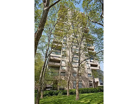 Sold by Douglas Elliman | media 7