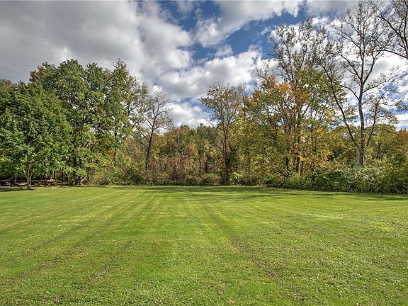 3rd image of 13393 Cedar Acres Dr