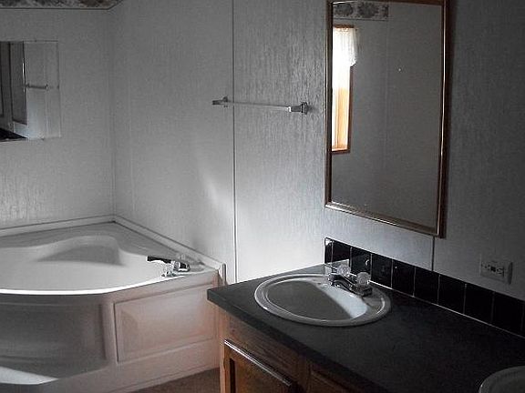 Beautiful Garden Tub