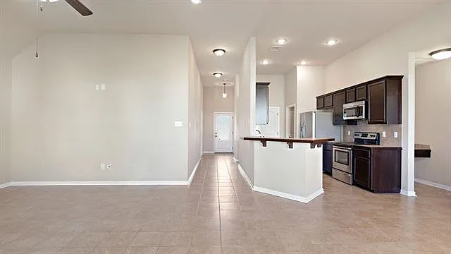42189 Broadwalk Ave — Photo 2
