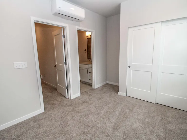 10942 NE 189th Pl #G — Photo 14