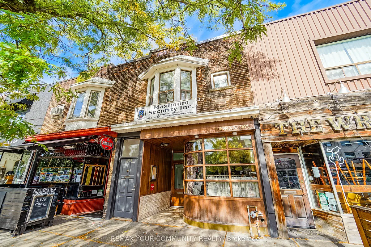 Building Photo - 1378 Danforth Ave S #2