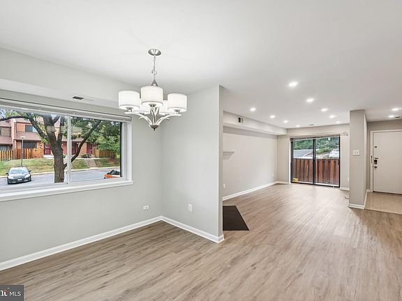 3rd image of 3437 Summit Ct NE #3437