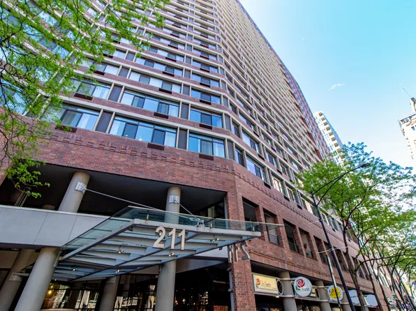 211 E Ohio St APT 2015, Chicago, IL 60611
