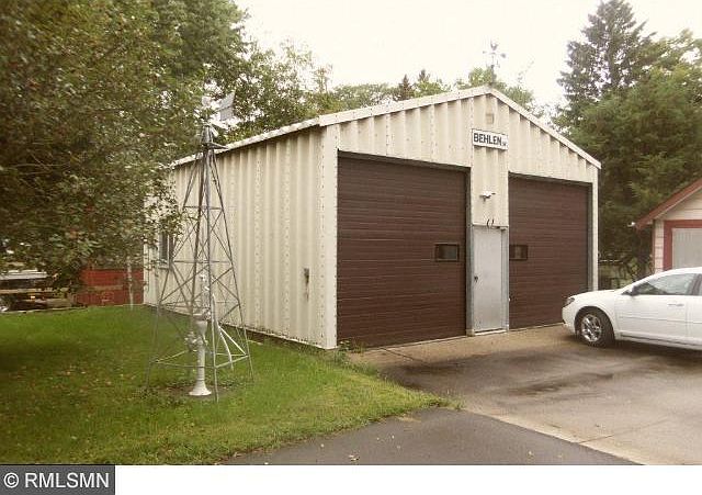 2nd image of 321 7th St S