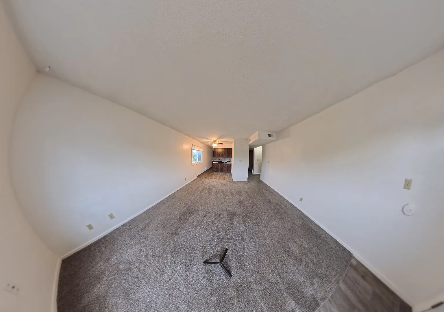 2013 NW Hickory Ln — Photo 4