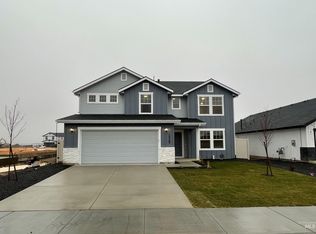 10369 Crystal Ridge Dr, Nampa, ID 83687