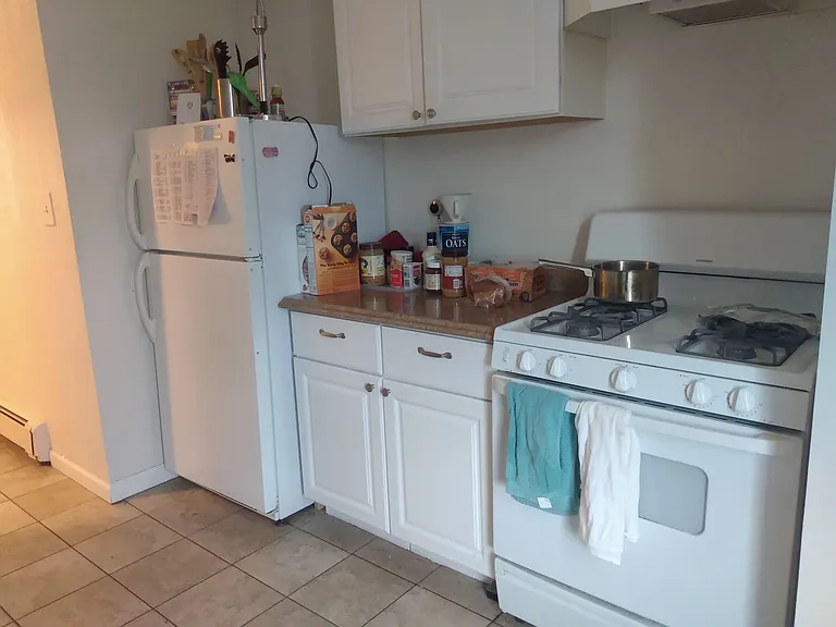 1831 arington ave — Photo 9