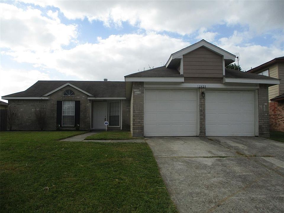 1st image of 12627 Brookvale Dr
