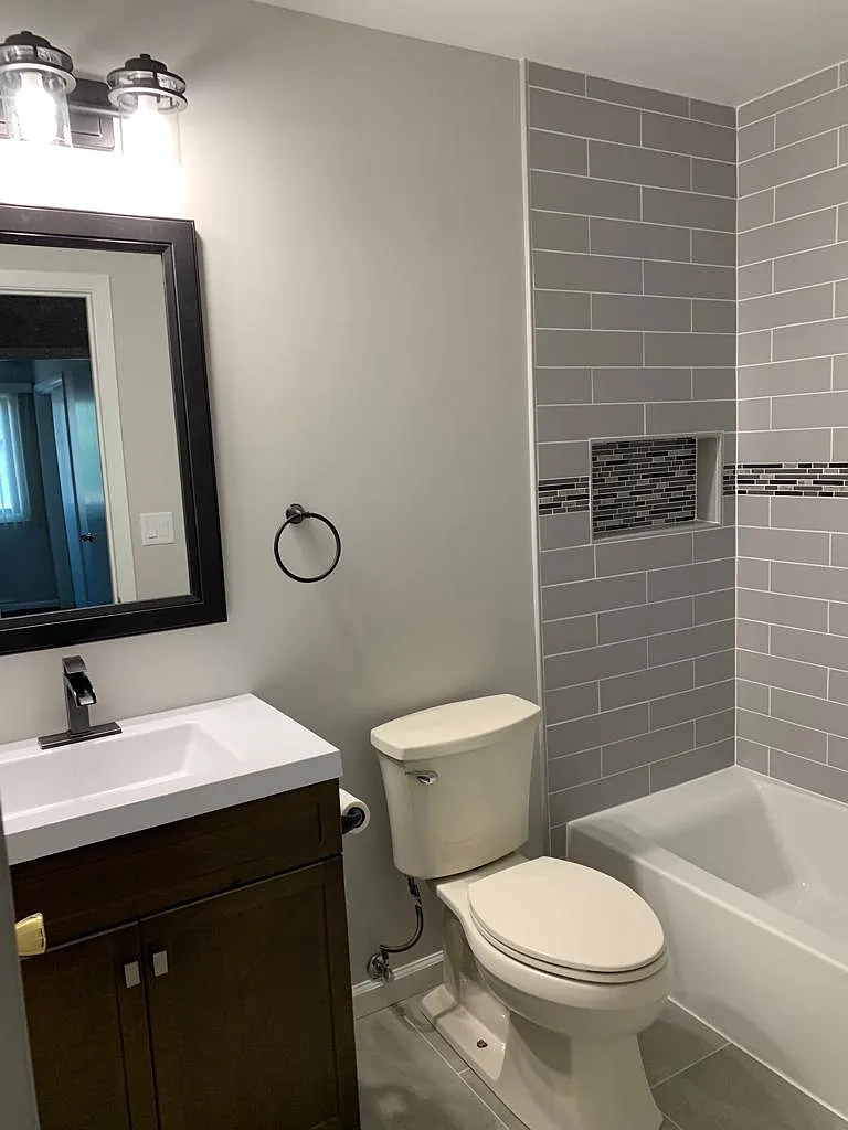 2 bed, 1100 sqft, $1,875 — Photo 3