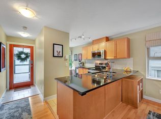 3855 Pender St #36, Burnaby, BC V5C 1W5