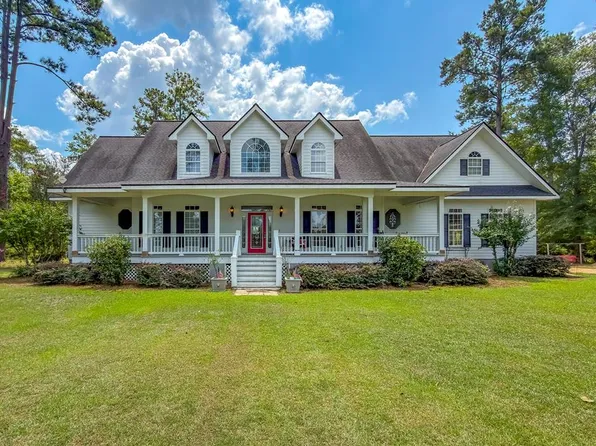 501 River Oaks Dr, Bainbridge, GA 39817