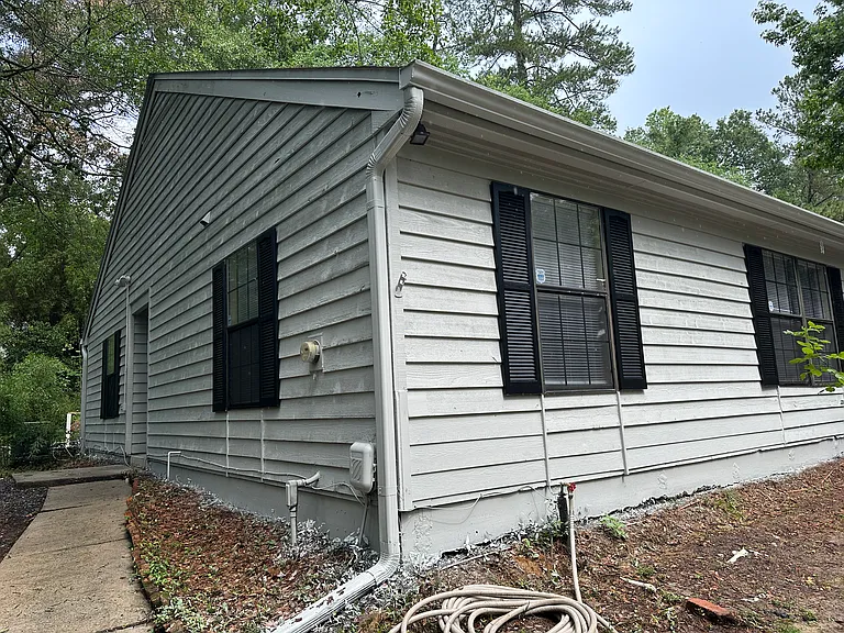2400 Talco Hills Dr — Photo 2