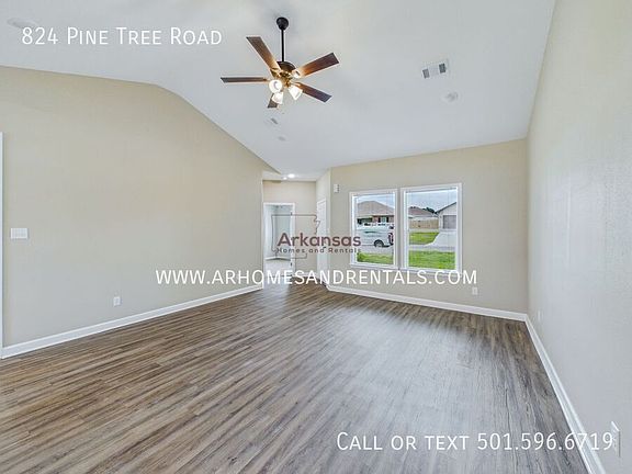 2nd image of 824 Pine Tree Rd