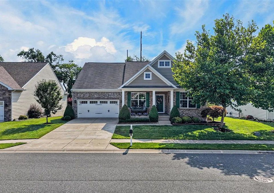 1st image of 239 Silky Dogwood Ln