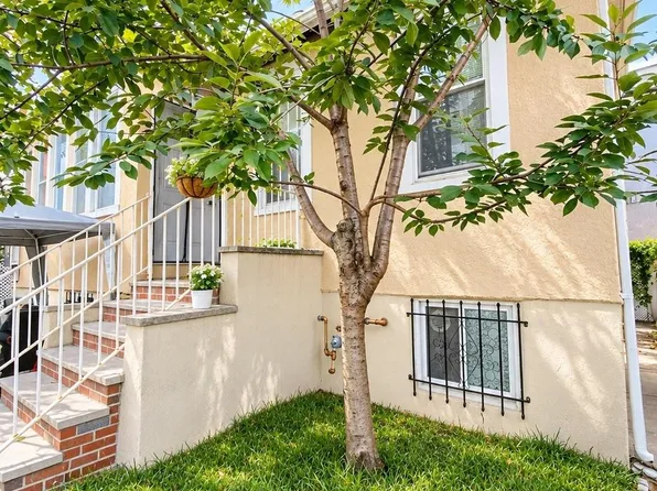 59A Brighton 10th Ct, Brooklyn, NY 11235