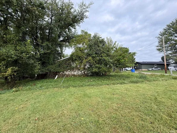 234 19th St, Bedford, IN 47421
