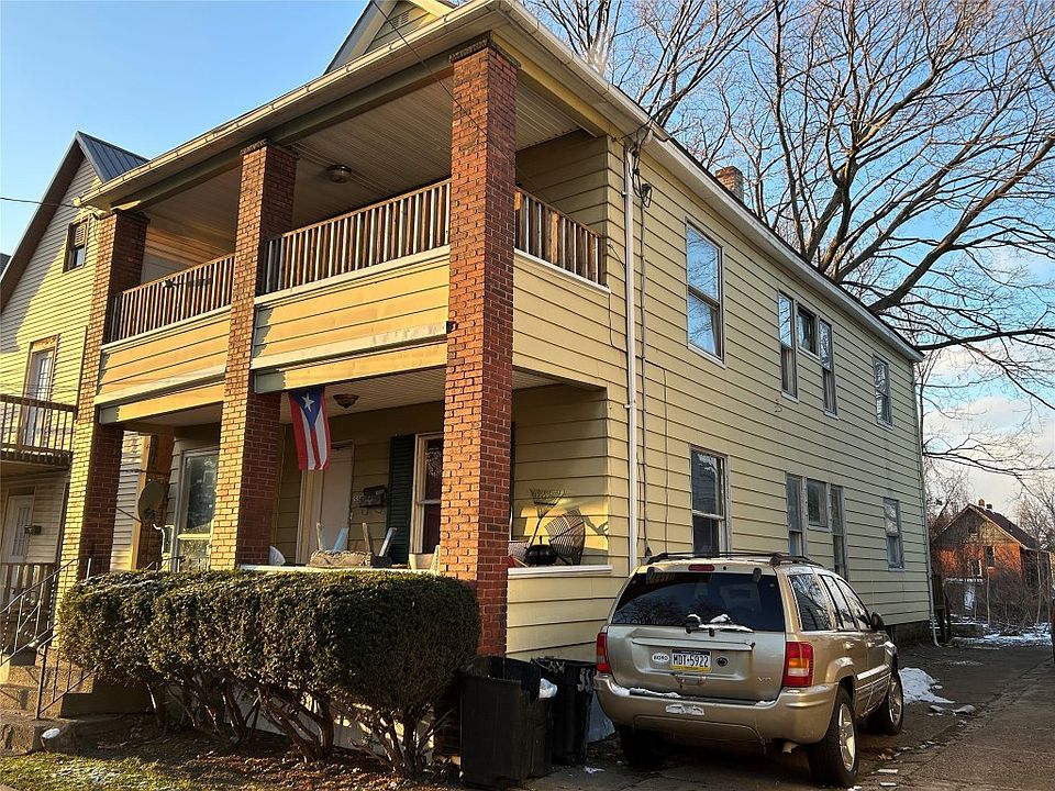 2nd image of 548 E 7th St