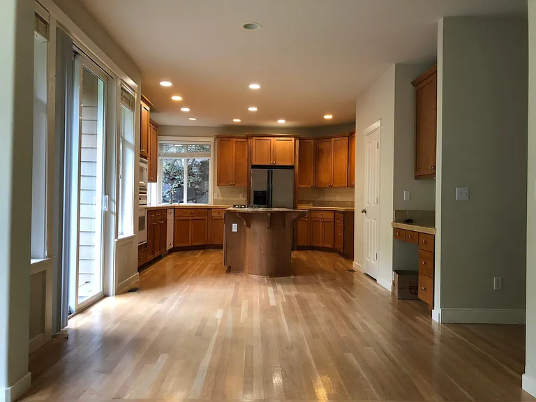 16532 NE 117th Way — Photo 9