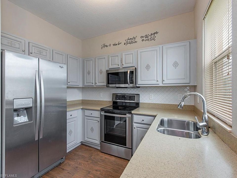 1st image of 10328 Barberry Ln